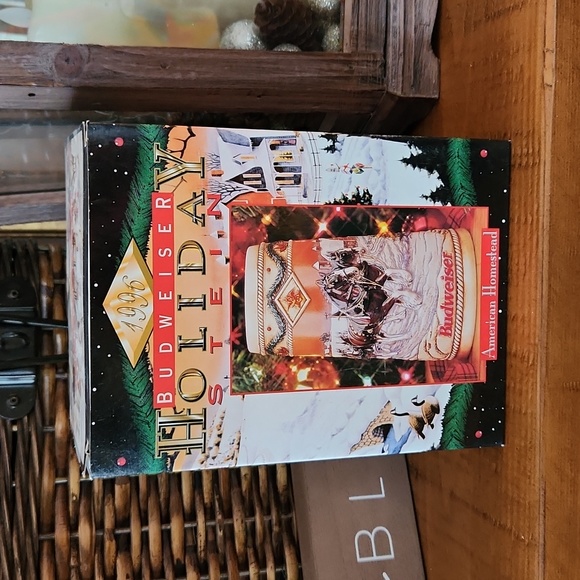 1996 Anheuser-Busch, Inc Budweiser Collector Stein - Picture 5 of 6